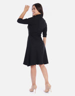 Vestido amplio con vuelo femenino