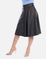 Falda evasé para mujer con estilo casual