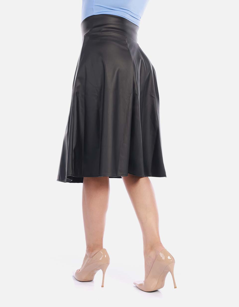 Falda evasé para mujer con estilo casual