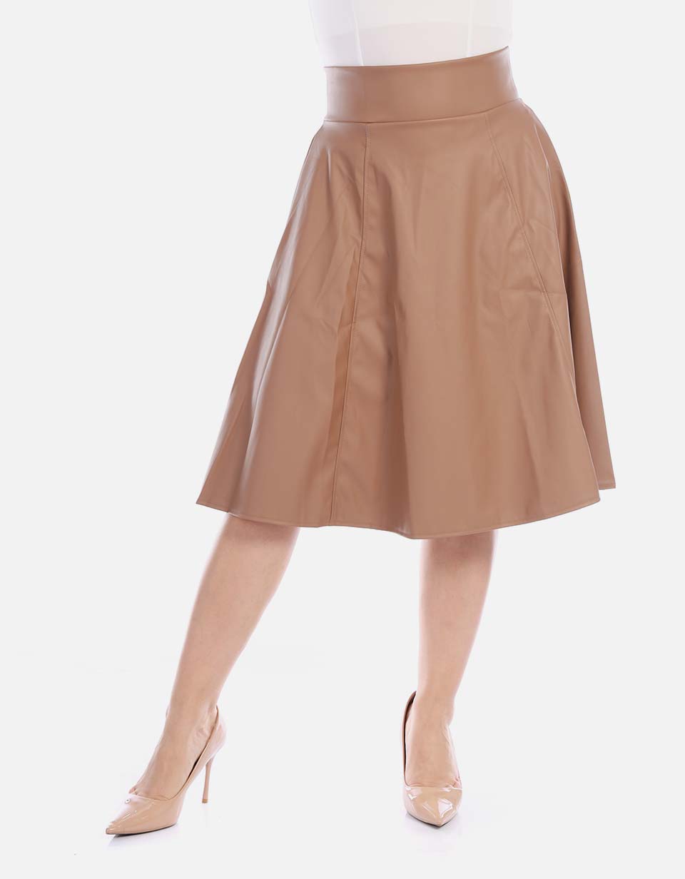 Falda evasé para mujer con estilo casual