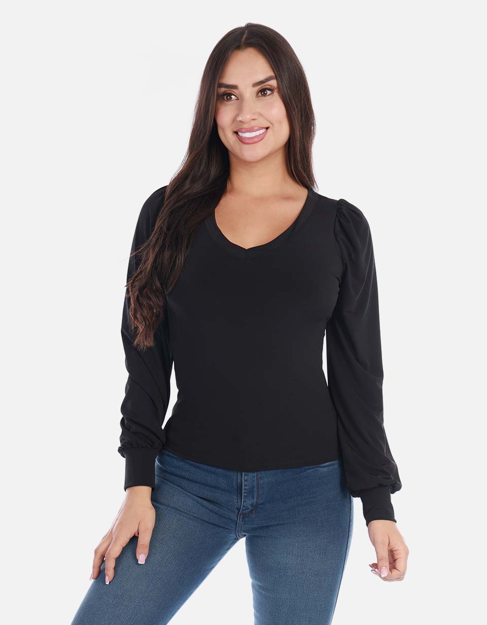Blusa manga larga con diseño ajustado