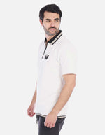 Polo Hombre con diseño moderno