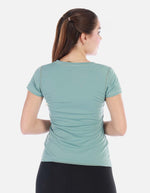 Camiseta deportiva Cuello V Manga corta