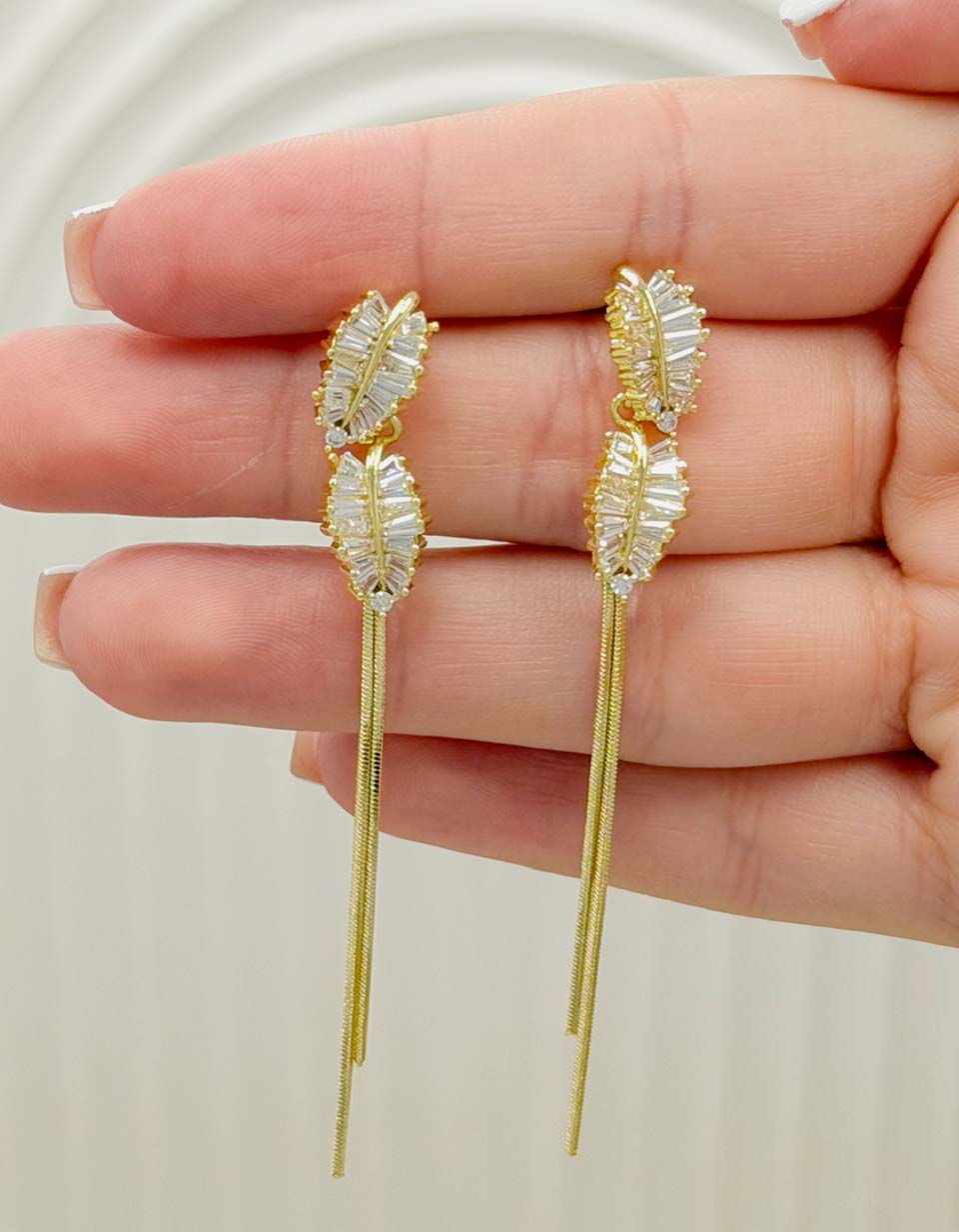 Aretes Largos Hojas Circonias